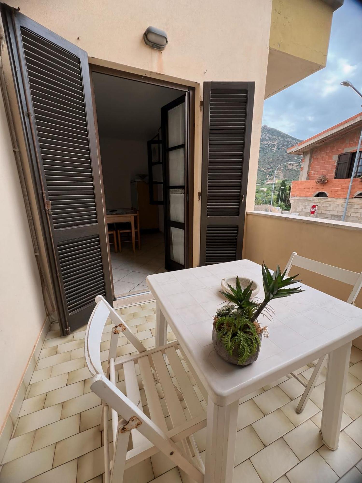 Lu' Apartment Gonnesa Ngoại thất bức ảnh